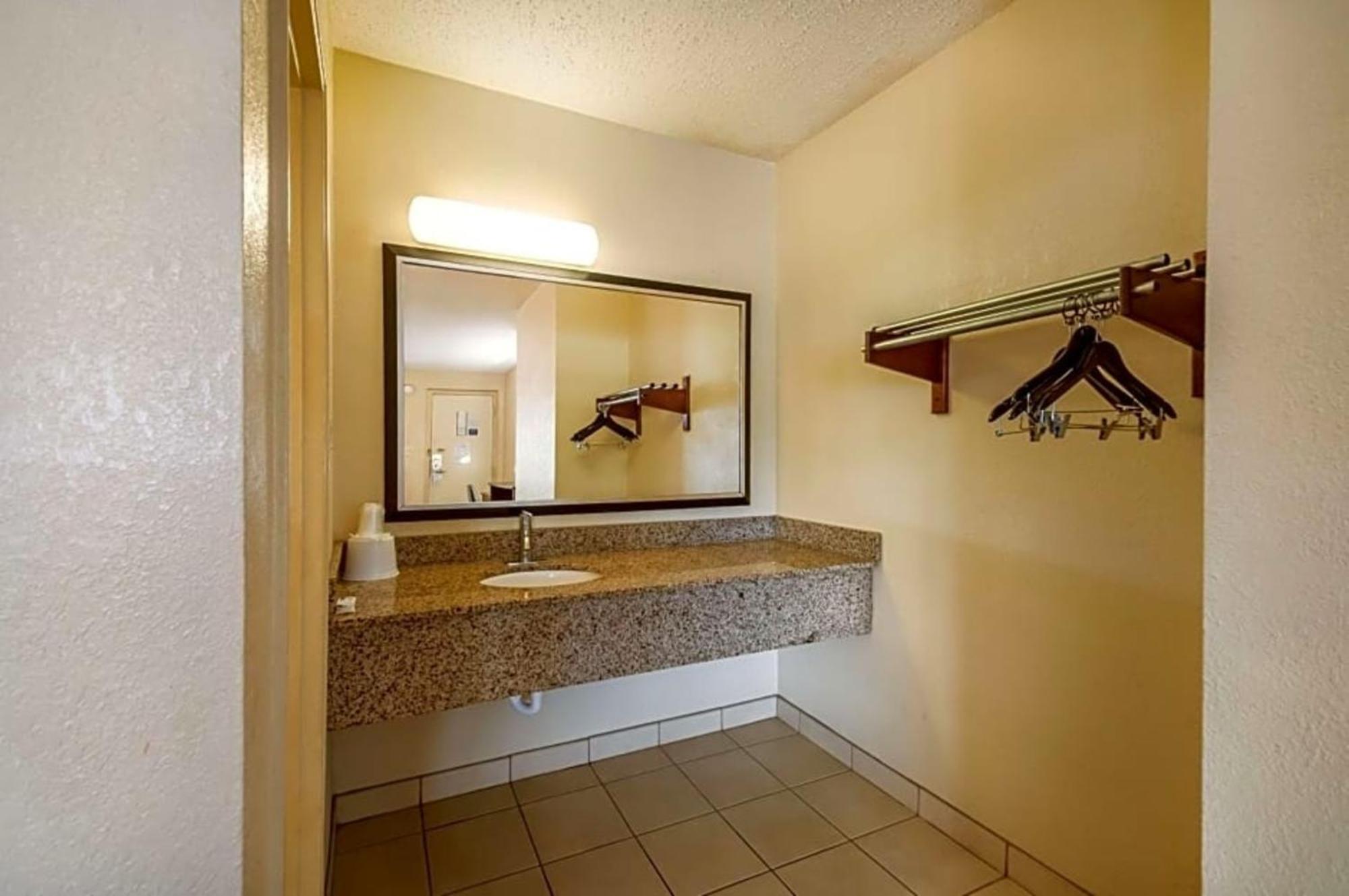 Motel 6-Washington, Dc Εξωτερικό φωτογραφία