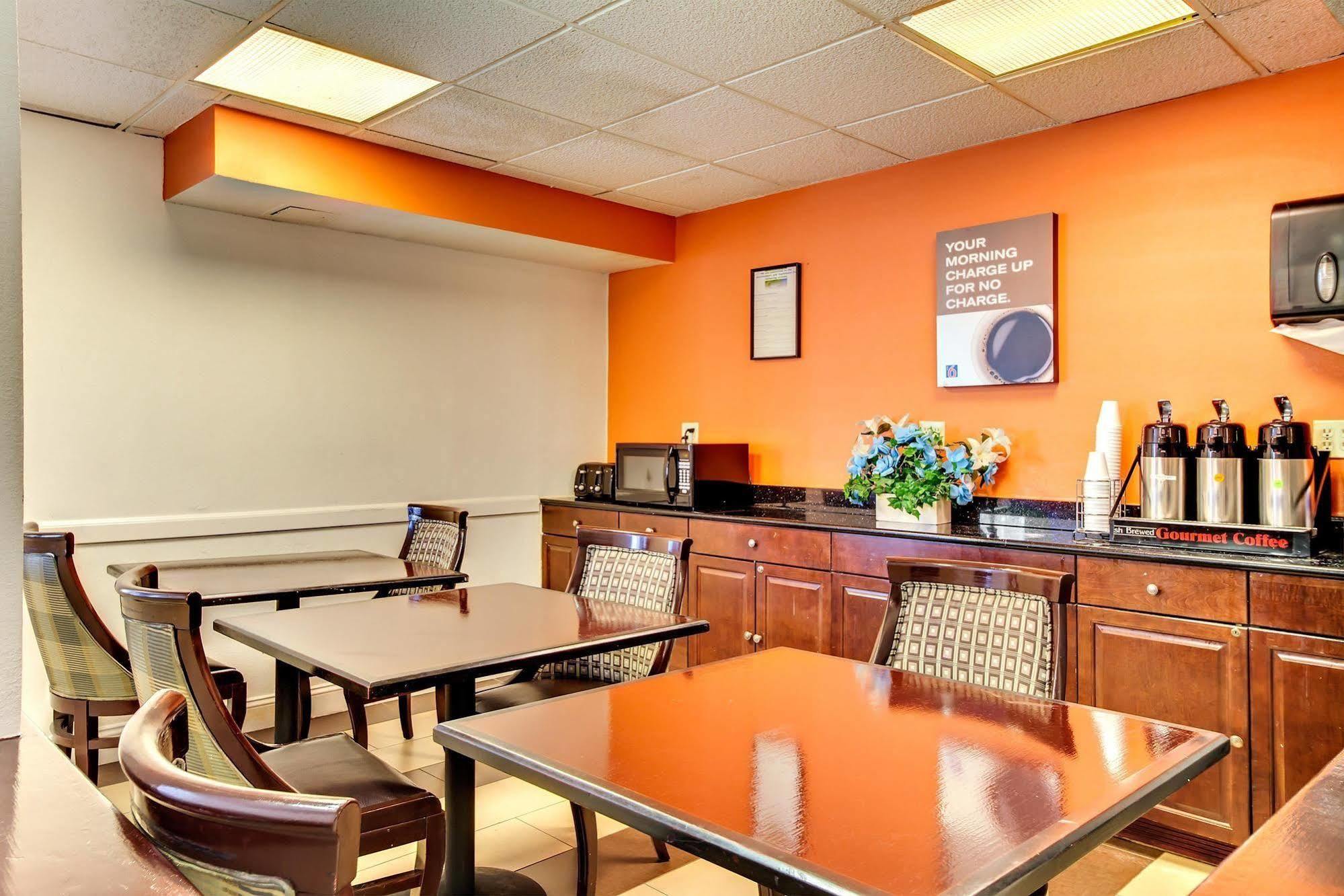 Motel 6-Washington, Dc Εξωτερικό φωτογραφία