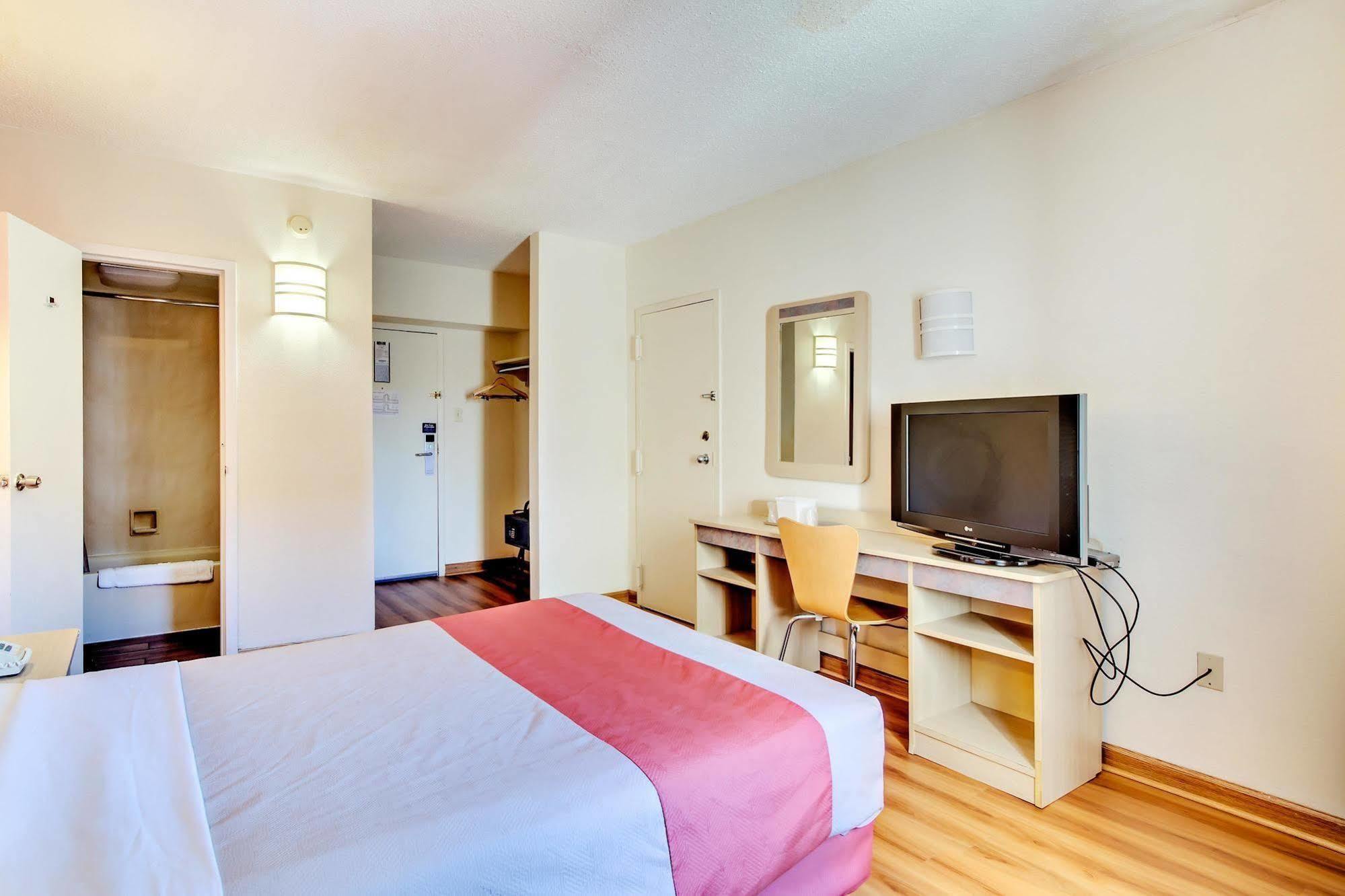 Motel 6-Washington, Dc Εξωτερικό φωτογραφία