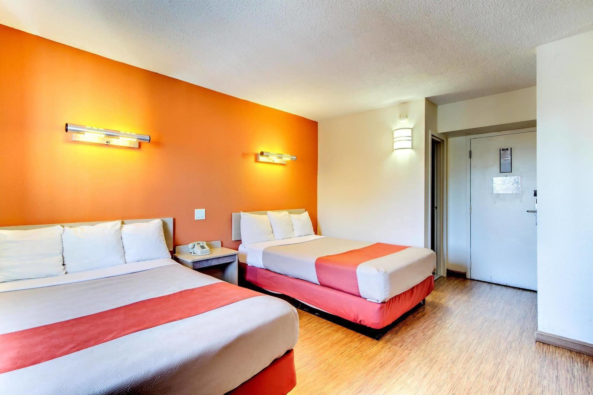 Motel 6-Washington, Dc Εξωτερικό φωτογραφία